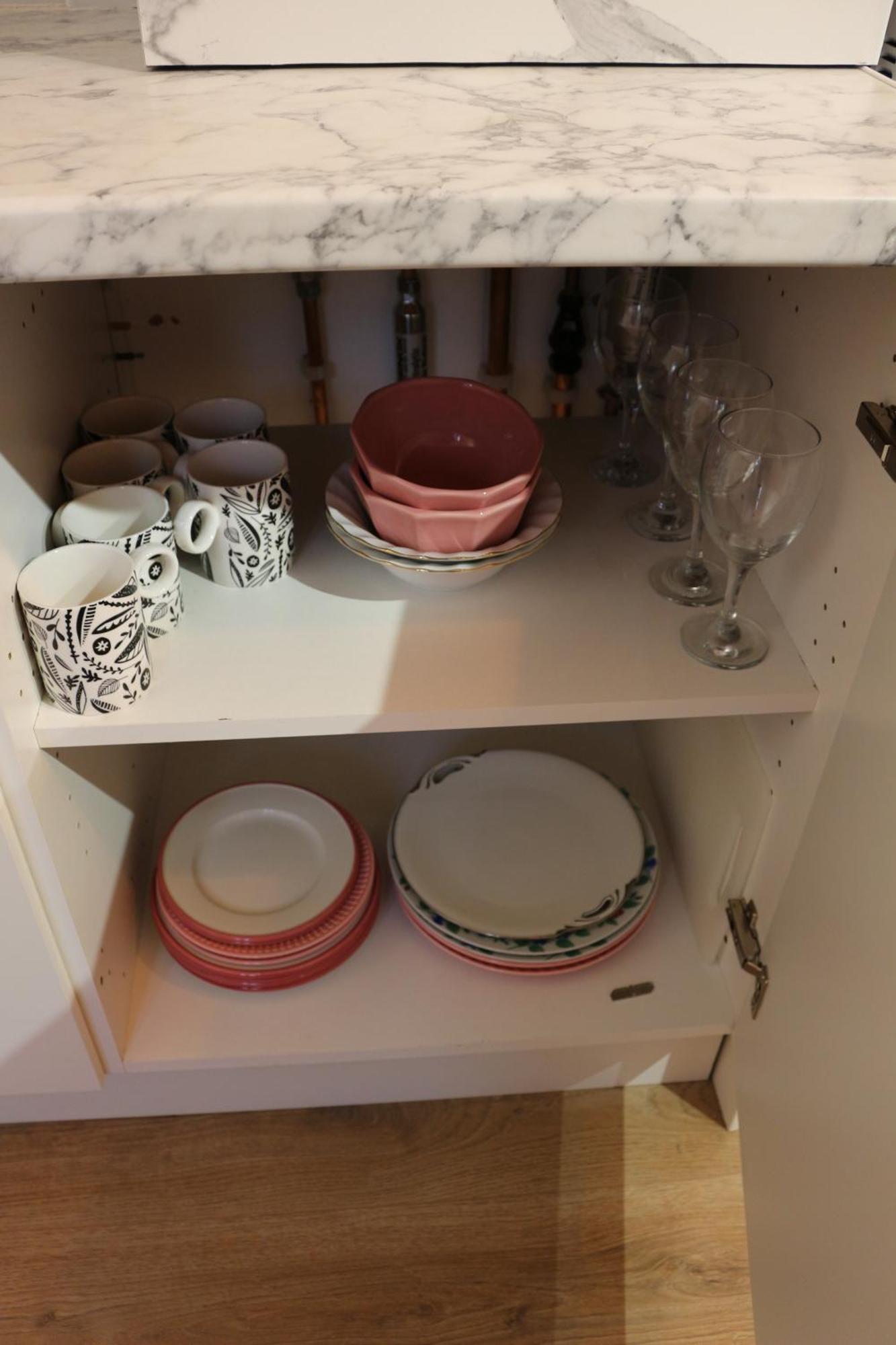 Self Contained, Double Bed Studio, Private Kitchen, Private Bath, Walking Distance To Harry Potter Watford  Exterior foto